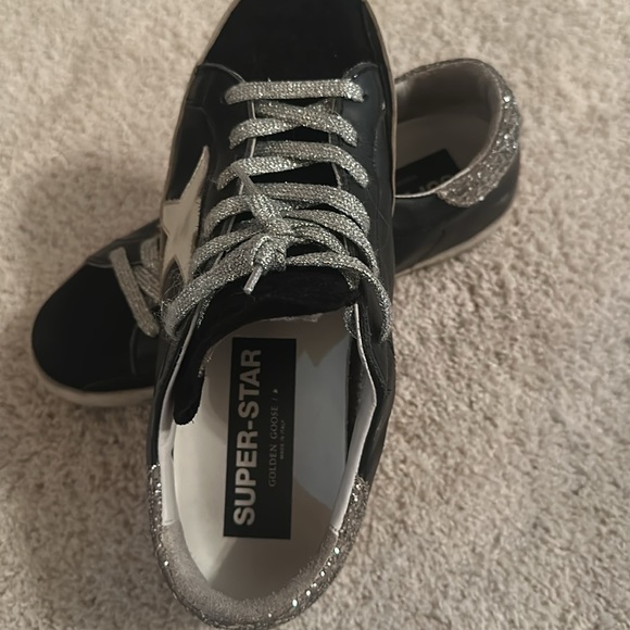 Golden Goose black athletic shoes - Picture 2 of 3